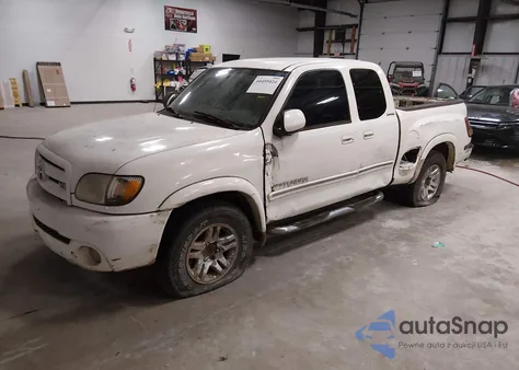 2004 Toyota Tundra Limited V8 z USA, uszkodzony, nr VIN 5TBRT38164S448428
